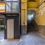 Umberto's Nest At Toledo Апартаменты *