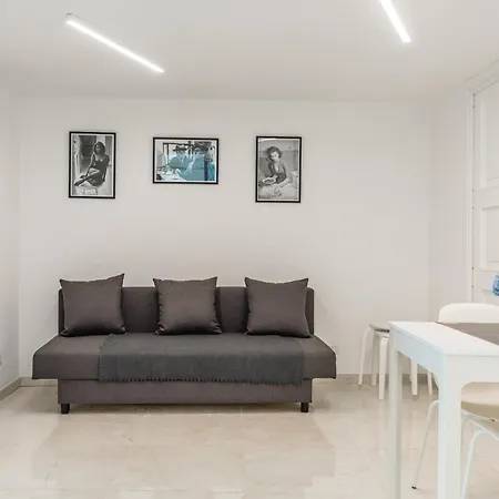 Апартаменты Umberto's Nest At Toledo Неаполь